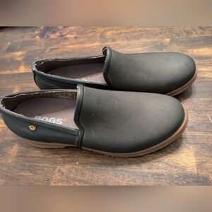 EUC BOGS Sweet Pea slipons size 19